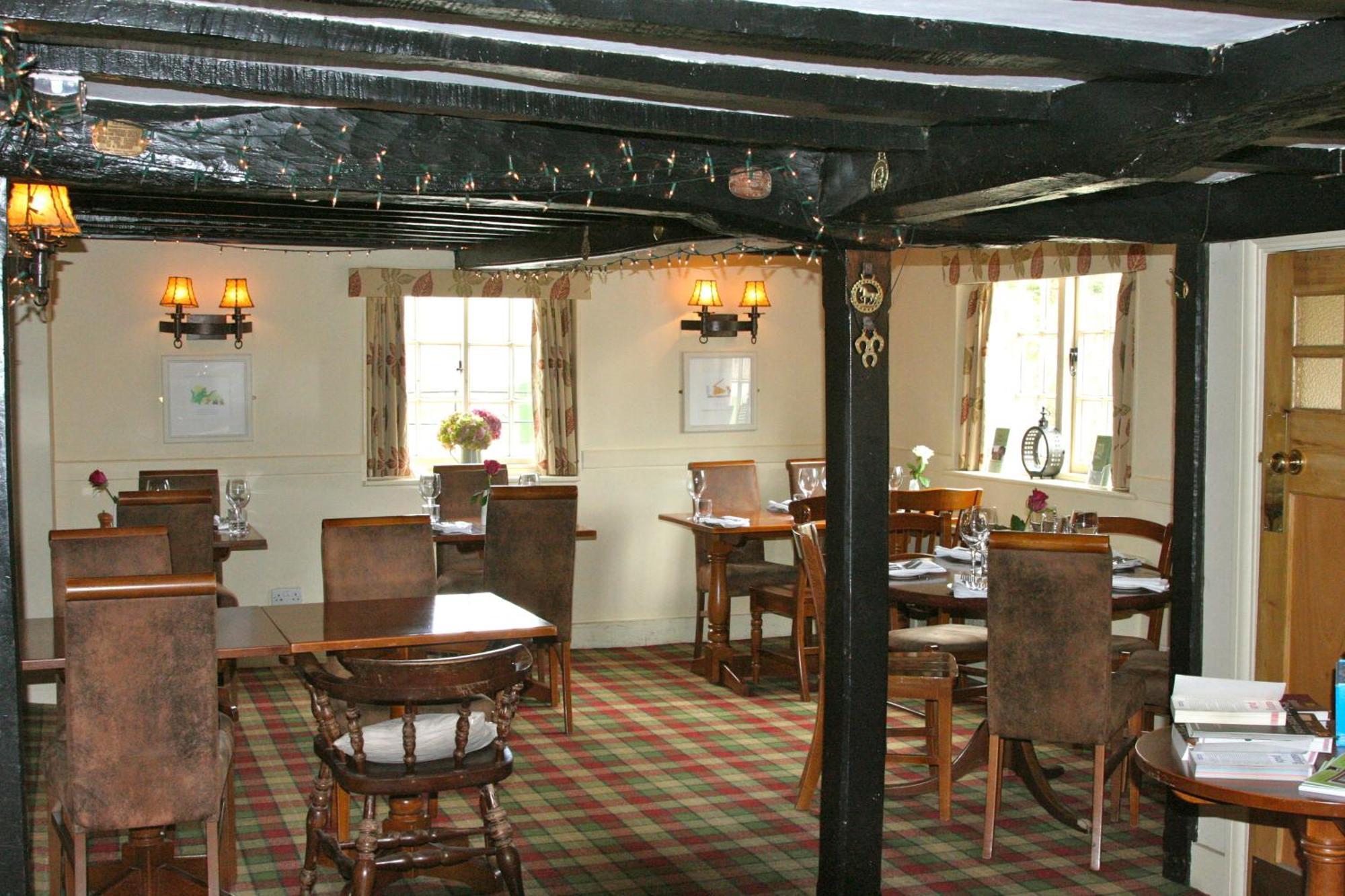 The Nags Head Hotel Great Missenden Exterior foto
